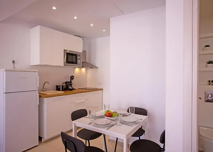 The Lavish * Mykonos Town